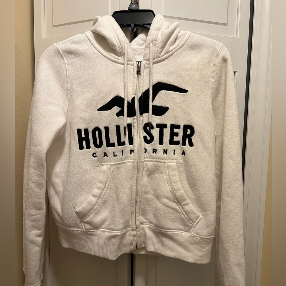 Hollister hoodie size small